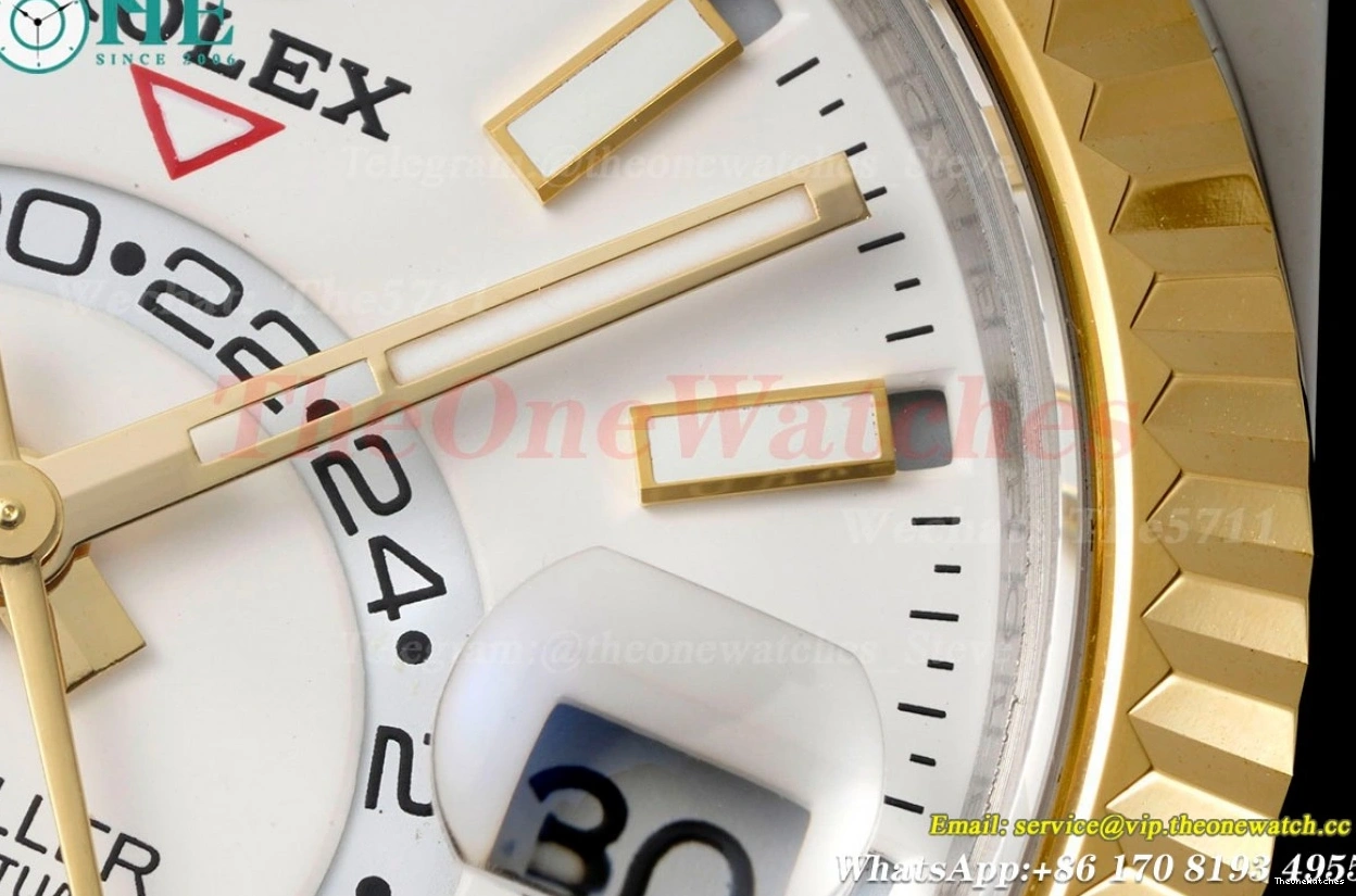 Oyster 326933 FNF YG SS Stk SkyDweller A9001 42mm White 1220